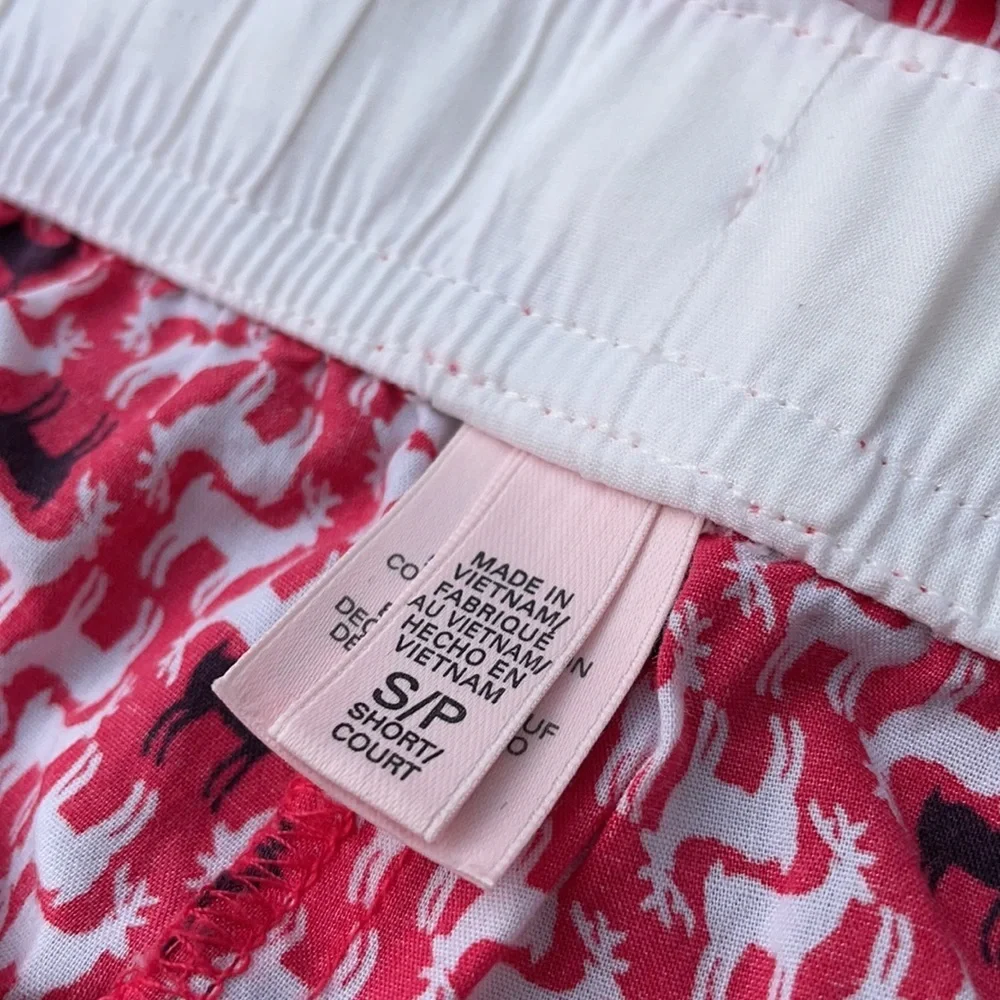 Victoria’s Secret Reindeer Print PJs pink size S short